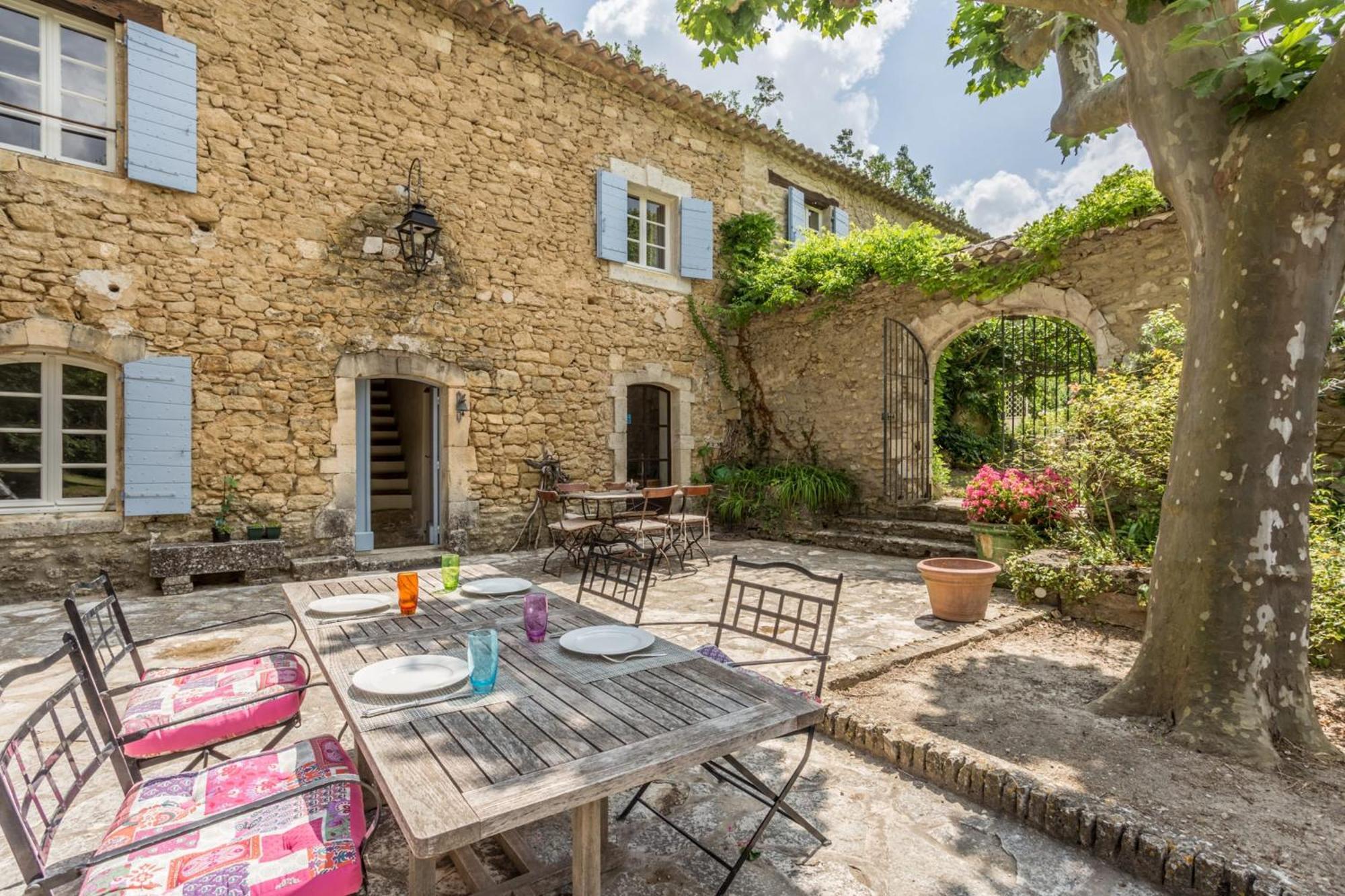 La Maison Des Artistes Ménerbes Esterno foto